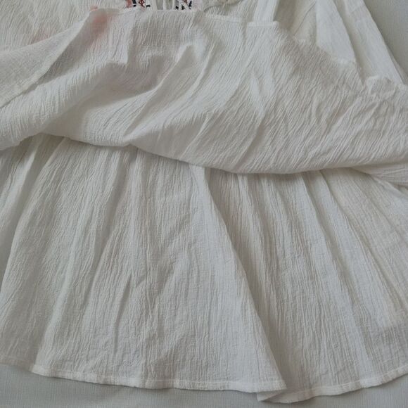 Hailey & Co. White Embroidered Bohohemian Fringe Tassel Blouse Women's Medium - Picture 5 of 12